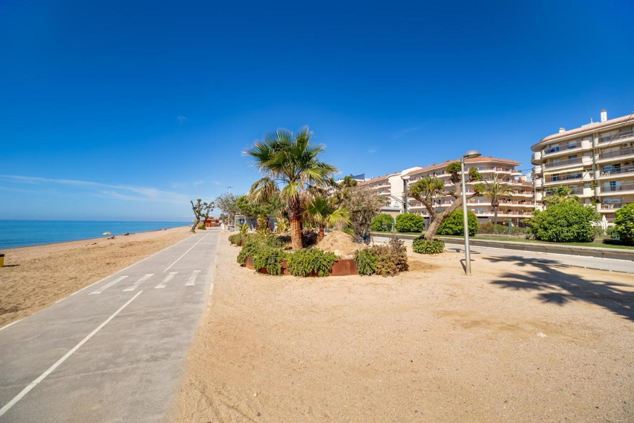 Vivalidays Michele Apartment Pineda de Mar Exterior photo