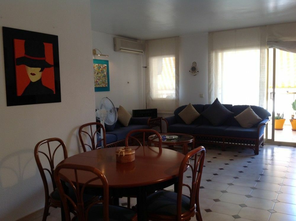 Vivalidays Michele Apartment Pineda de Mar Exterior photo